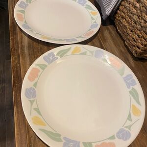 Corelle Friendship Floral Dinner Plates with Pastel Accents